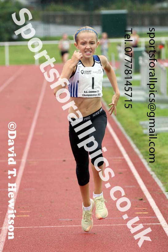 Women and Girls 800 metres, 2021 North Eastern Track and Field Champs., Middesbrough. Photo: David T. Hewitson/Sports for All Pics